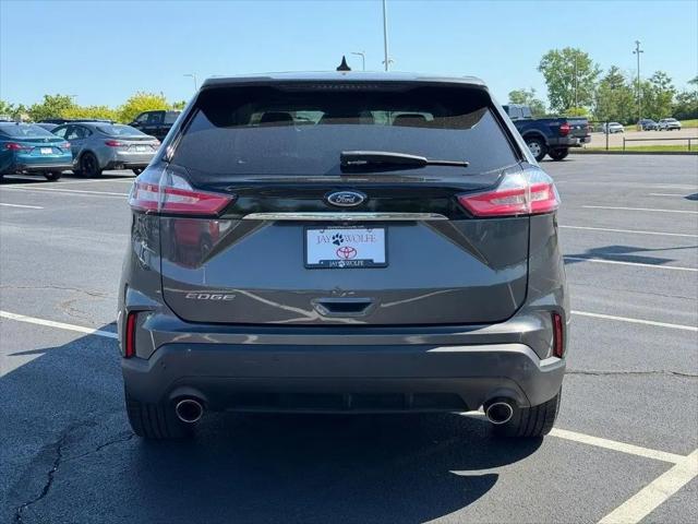 2020 Ford Edge SE