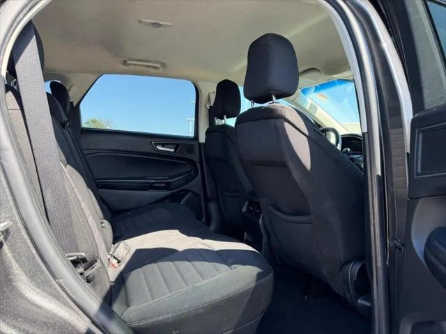 2020 Ford Edge SE