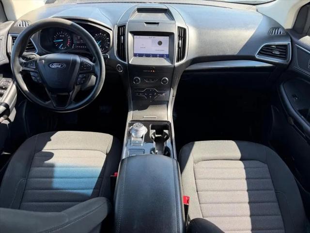 2020 Ford Edge SE
