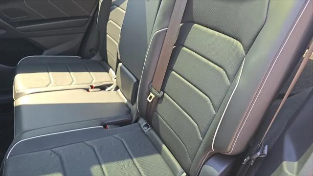 2022 Volkswagen Tiguan 2.0T SEL R-Line