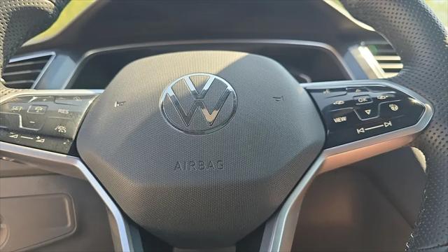 2022 Volkswagen Tiguan 2.0T SEL R-Line