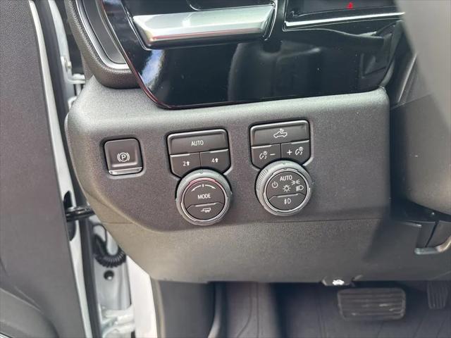 2026 Chevrolet Silverado 1500 4WD Crew Cab Short Bed RST
