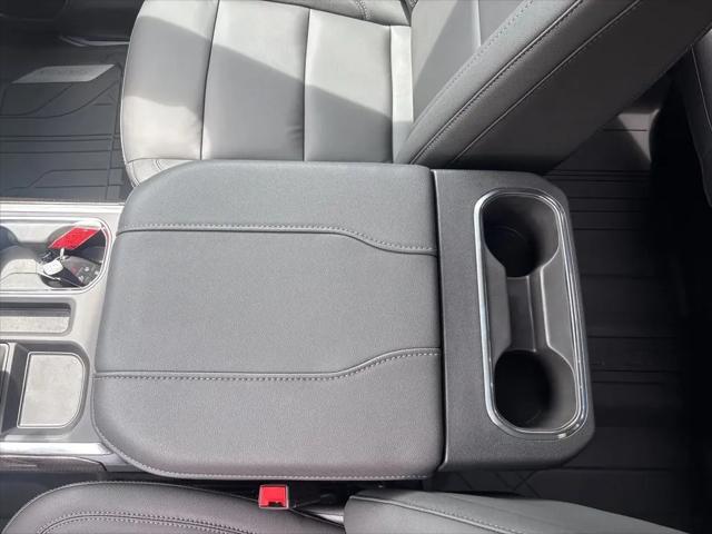 2026 Chevrolet Silverado 1500 4WD Crew Cab Short Bed RST