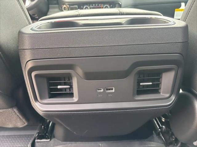 2026 Chevrolet Silverado 1500 4WD Crew Cab Short Bed RST