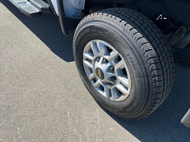 2025 Chevrolet Silverado 2500HD 4WD Crew Cab Standard Bed LT
