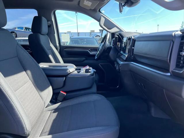 2025 Chevrolet Silverado 2500HD 4WD Crew Cab Standard Bed LT