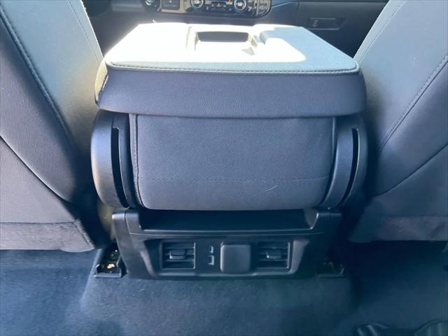 2025 Chevrolet Silverado 2500HD 4WD Crew Cab Standard Bed LT
