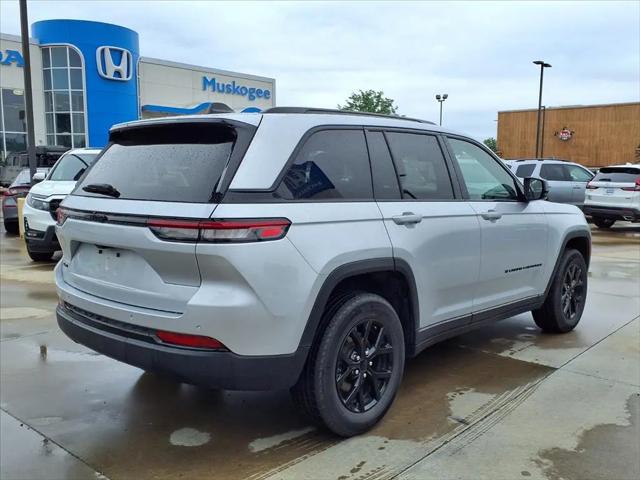 2025 Jeep Grand Cherokee Altitude 4x4