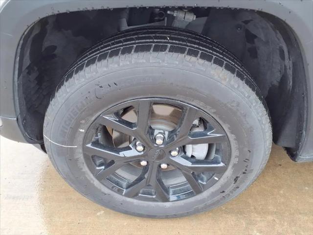 2025 Jeep Grand Cherokee Altitude 4x4