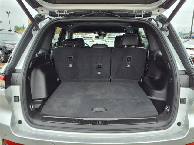 2025 Jeep Grand Cherokee Altitude 4x4