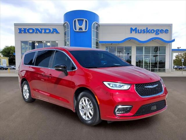 2025 Chrysler Pacifica Select for sale in Muskogee, OK