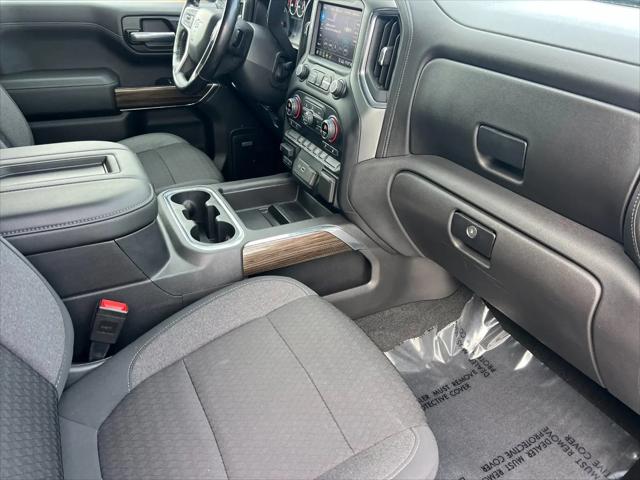 2020 Chevrolet Silverado 1500 4WD Crew Cab Standard Bed RST