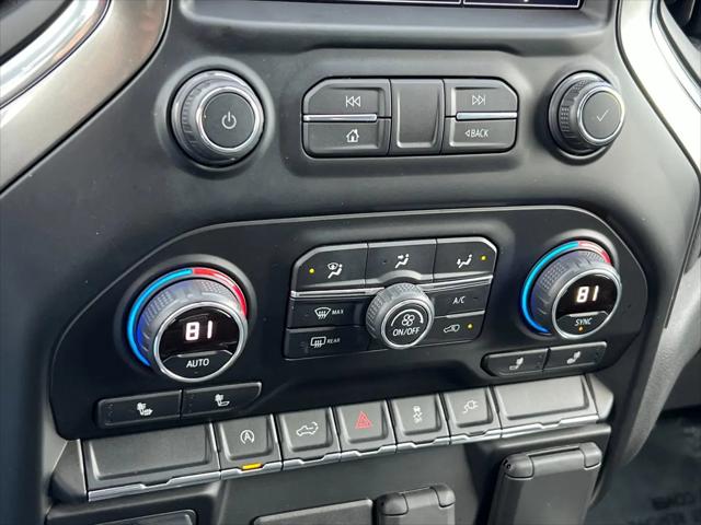2020 Chevrolet Silverado 1500 4WD Crew Cab Standard Bed RST