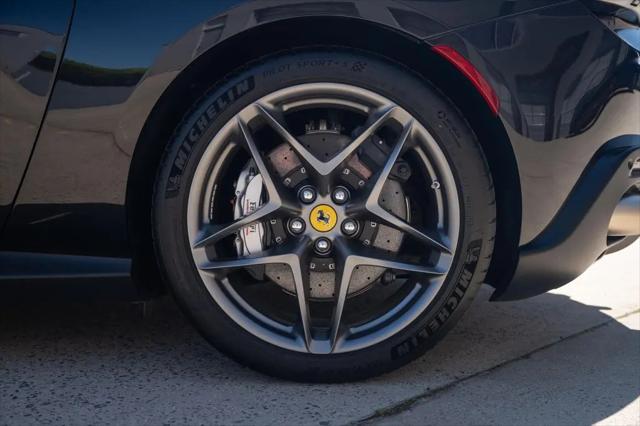 2025 Ferrari Roma Roma Spider