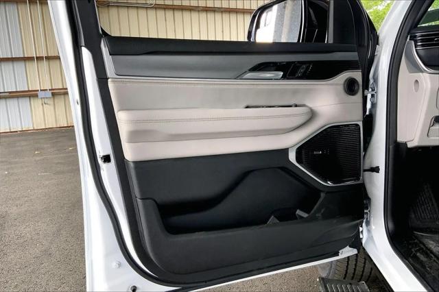 2026 Jeep Grand Wagoneer Limited Altitude 4x4