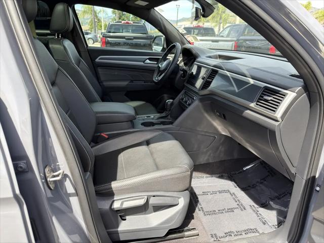 2021 Volkswagen Atlas Cross Sport 3.6L V6 SE w/Technology R-Line
