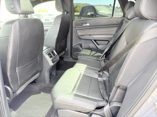 2021 Volkswagen Atlas Cross Sport 3.6L V6 SE w/Technology R-Line
