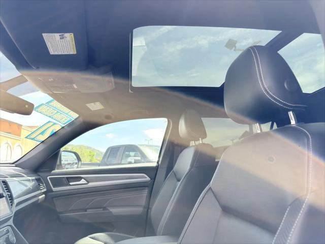 2021 Volkswagen Atlas Cross Sport 3.6L V6 SE w/Technology R-Line