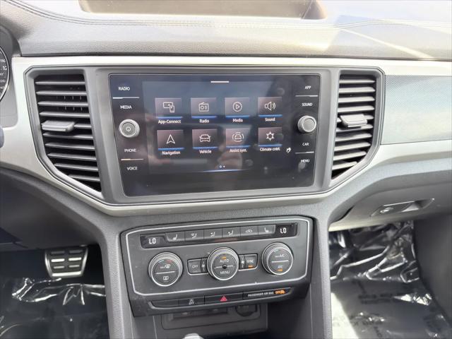 2021 Volkswagen Atlas Cross Sport 3.6L V6 SE w/Technology R-Line