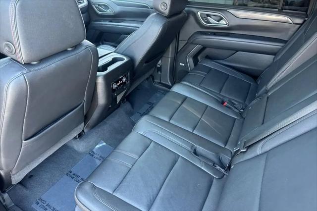 2021 Chevrolet Suburban 4WD RST