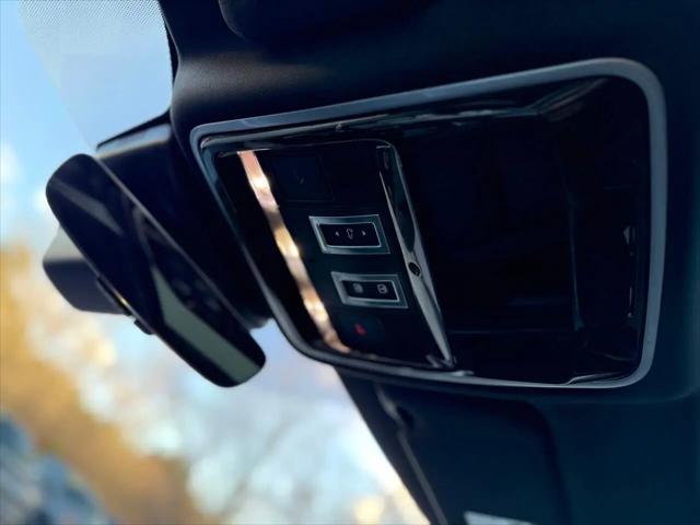 2018 Land Rover Range Rover Velar P250 SE R-Dynamic