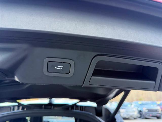 2018 Land Rover Range Rover Velar P250 SE R-Dynamic