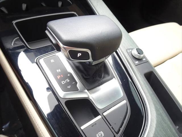2023 Audi A4 Prestige 45 TFSI S line quattro S tronic