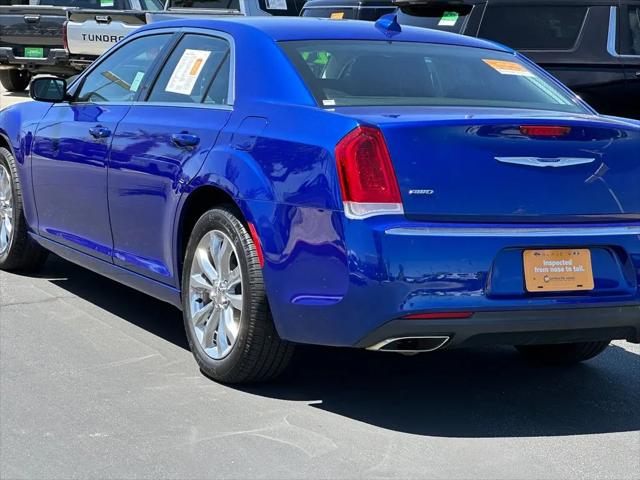 2021 Chrysler 300 Touring L AWD