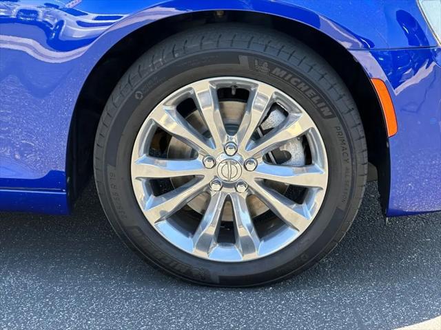 2021 Chrysler 300 Touring L AWD