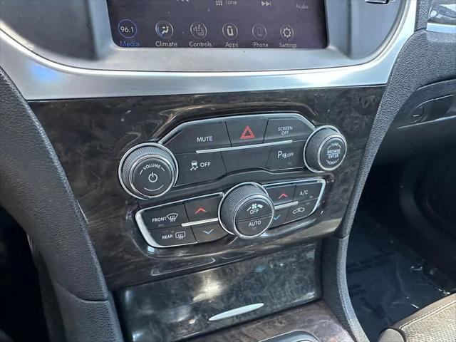 2021 Chrysler 300 Touring L AWD