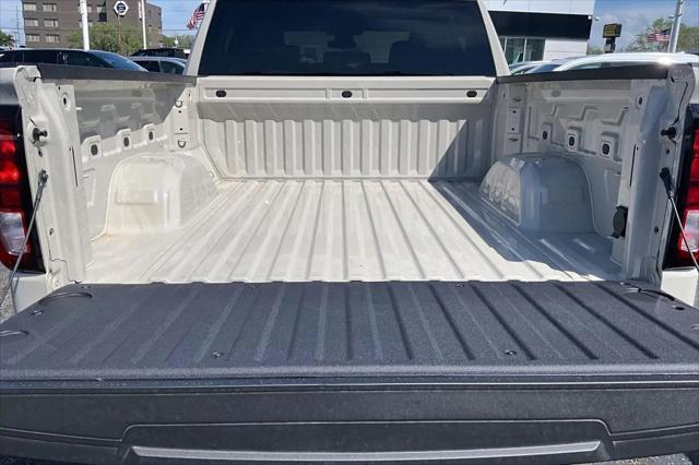 2026 GMC Sierra 1500 Crew Cab, Short Bed, Pro, 4WD