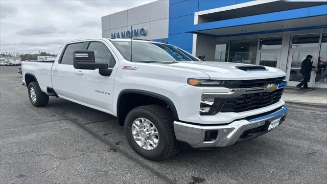 2026 Chevrolet Silverado 3500HD Crew Cab, Long Bed, LT Dual Rear Wheel, RWD