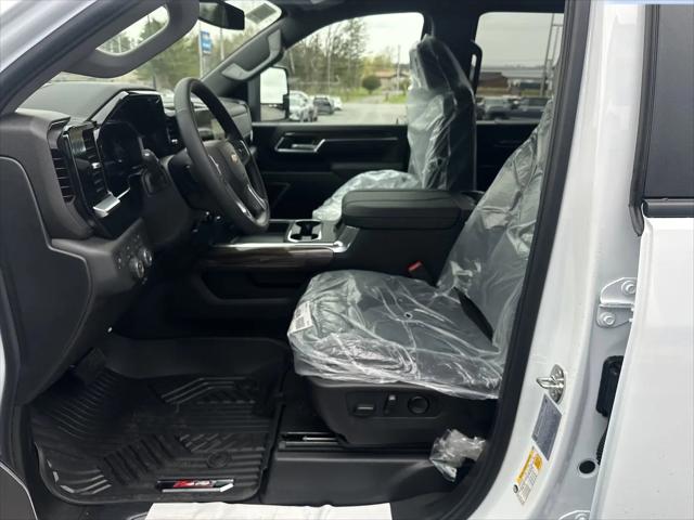 2026 Chevrolet Silverado 3500HD Crew Cab, Long Bed, LT Dual Rear Wheel, RWD
