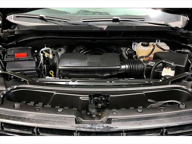 2024 Chevrolet Suburban 4WD RST
