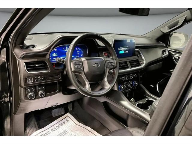 2024 Chevrolet Suburban 4WD RST