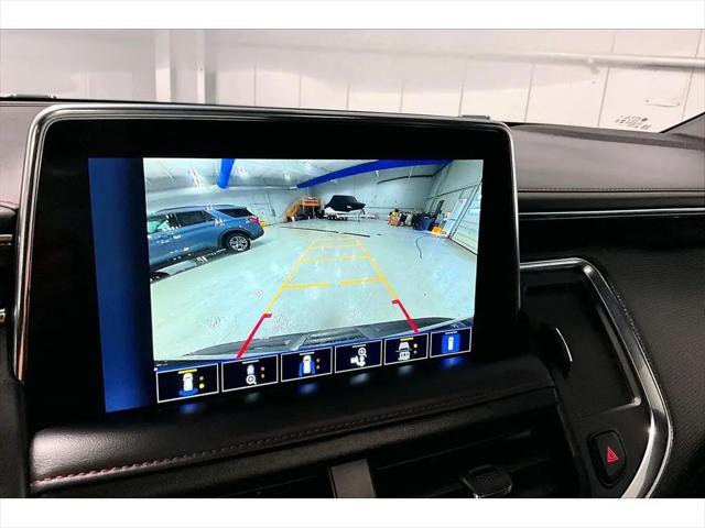 2024 Chevrolet Suburban 4WD RST