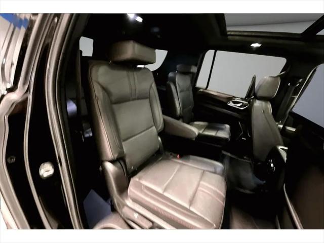 2024 Chevrolet Suburban 4WD RST