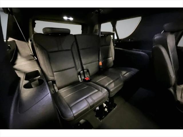 2024 Chevrolet Suburban 4WD RST