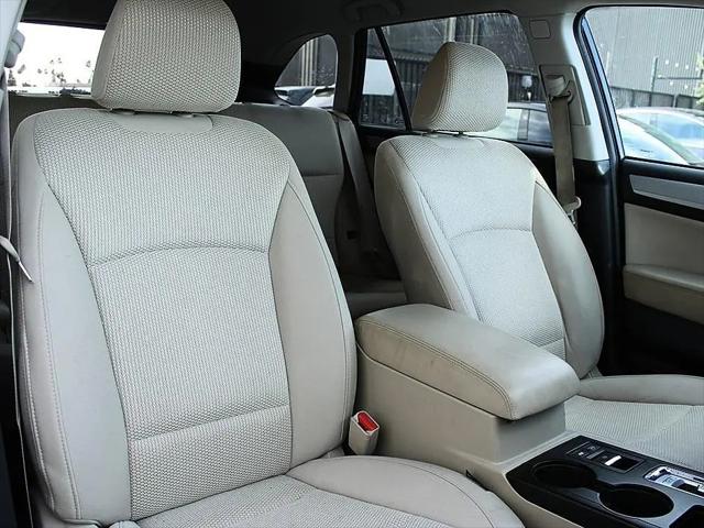 2017 Subaru Outback 2.5i Premium