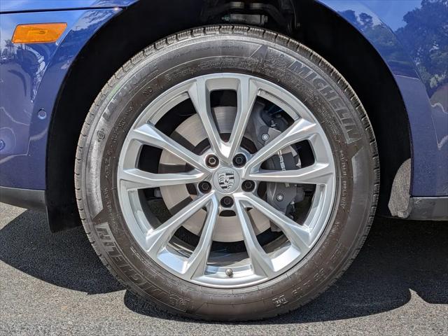 2025 Porsche Macan Macan