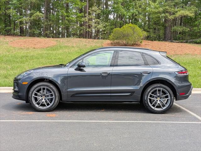 2026 Porsche Macan Macan