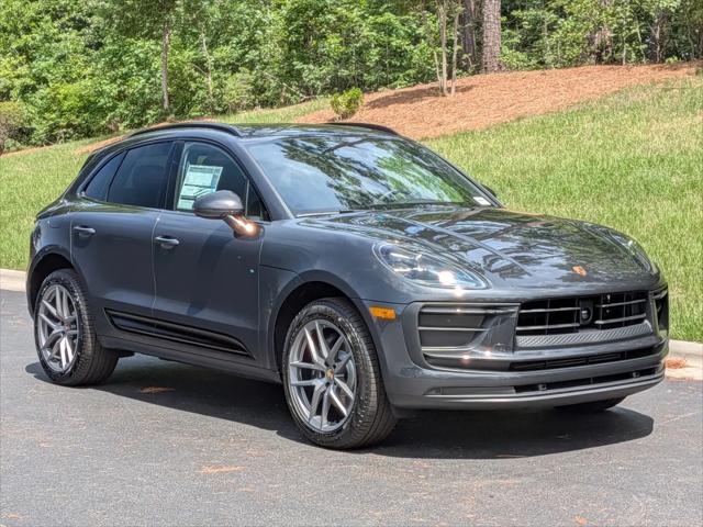 2026 Porsche Macan Macan