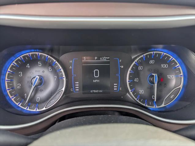 2022 Chrysler Voyager LX