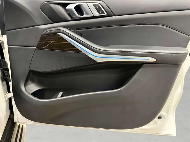 2023 BMW X5 xDrive45e