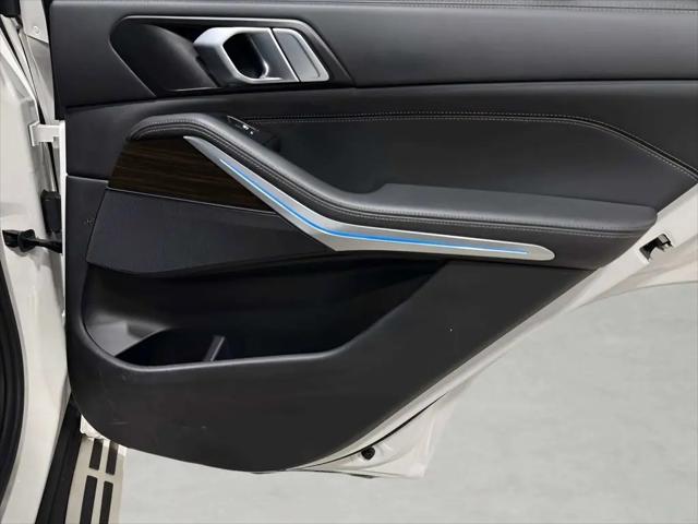 2023 BMW X5 xDrive45e