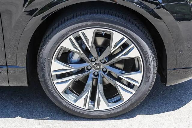 2026 Audi Q8 Premium Plus 55 TFSI quattro Tiptronic
