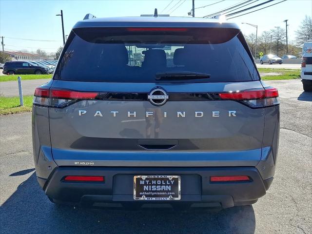 2025 Nissan Pathfinder SV FWD