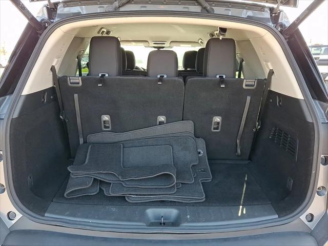 2025 Nissan Pathfinder SV FWD