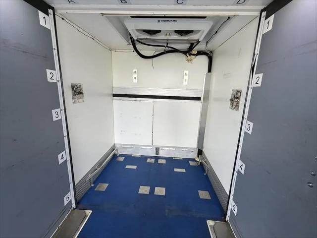 2023 Ford E-350 Cutaway Base