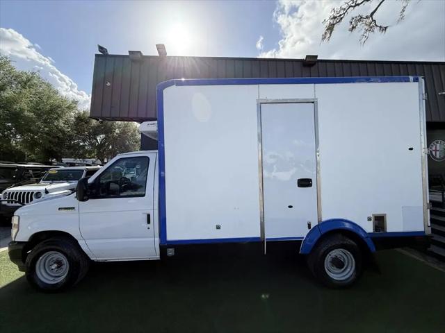 2023 Ford E-350 Cutaway Base